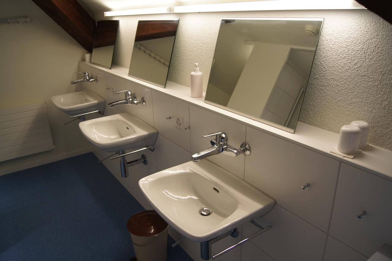 Hostel Eckstein Baar Екстер'єр фото